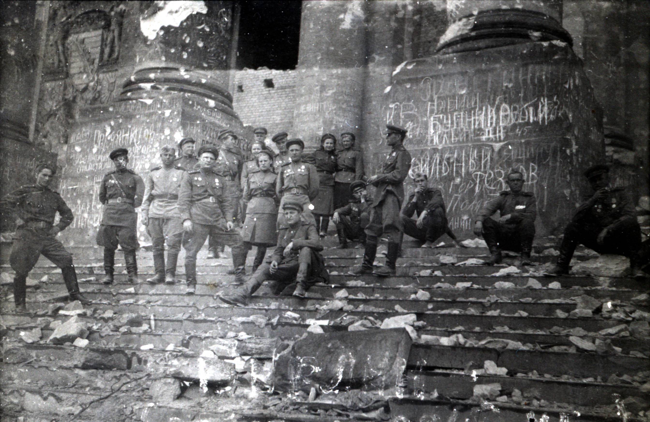 Артеменков Жора май 1945 Рейхстаг